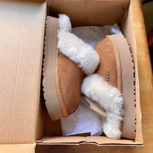 NIB UGG Women’s Disquette Slipper Size 7